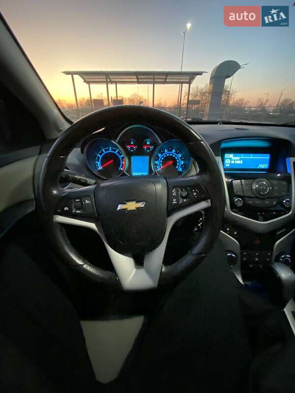 Chevrolet Cruze 2013