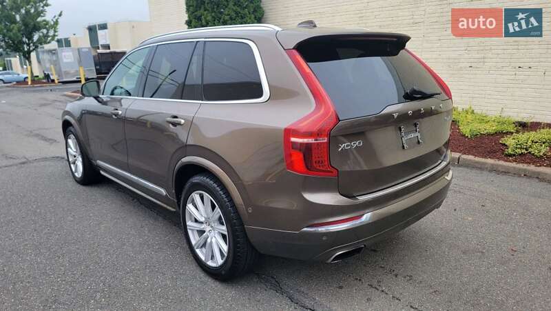 Volvo XC90 2017