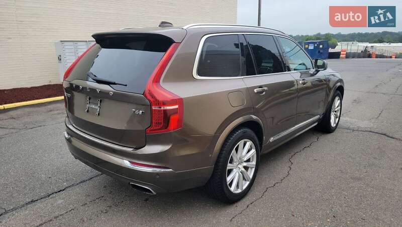 Volvo XC90 2017