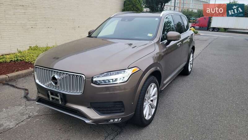 Volvo XC90 2017
