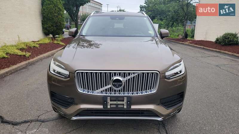 Volvo XC90 2017