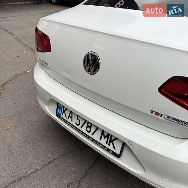 Volkswagen Passat 2015