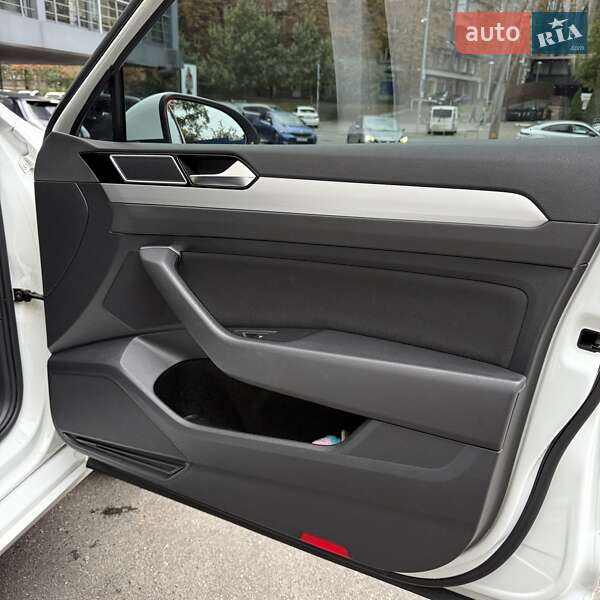 Volkswagen Passat 2015