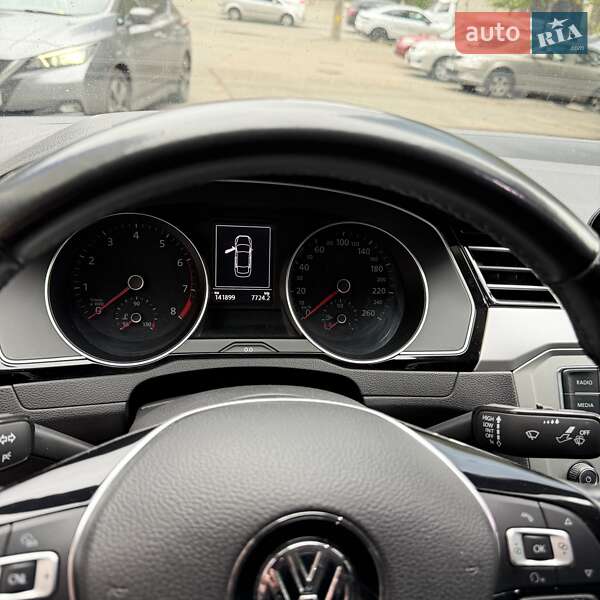 Volkswagen Passat 2015