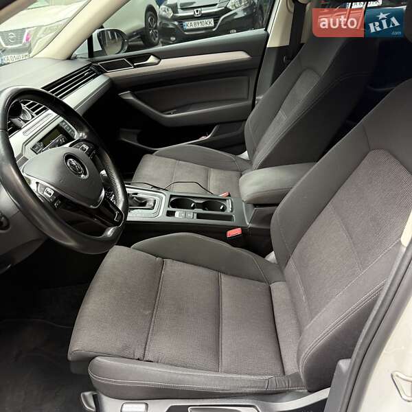 Volkswagen Passat 2015