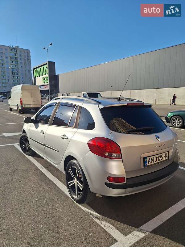 Renault Clio 2010