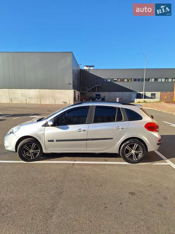 Renault Clio 2010