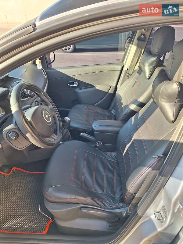 Renault Clio 2010