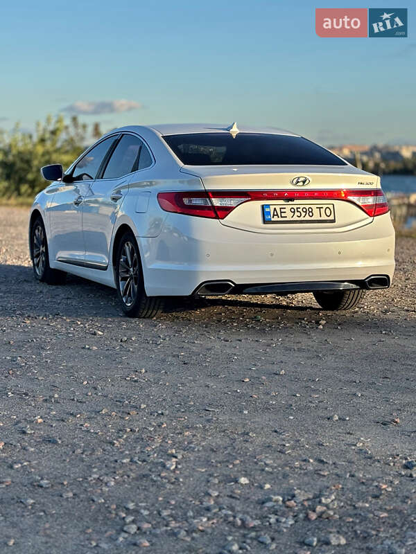 Hyundai Grandeur 2014