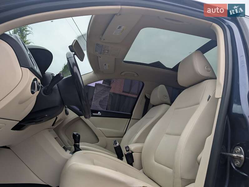 Volkswagen Tiguan 2012