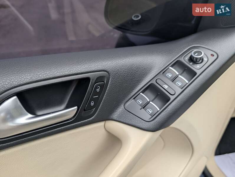 Volkswagen Tiguan 2012