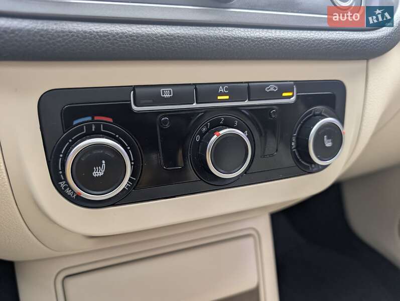 Volkswagen Tiguan 2012