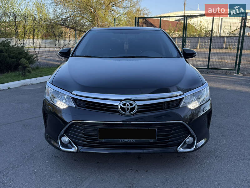 Toyota Camry 2017