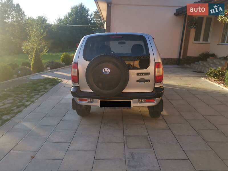Chevrolet Niva 2008
