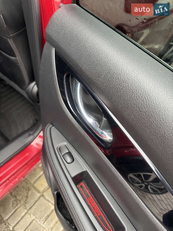 Nissan Rogue Sport 2017