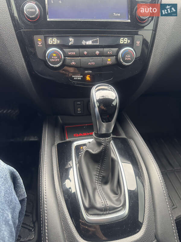 Nissan Rogue Sport 2017