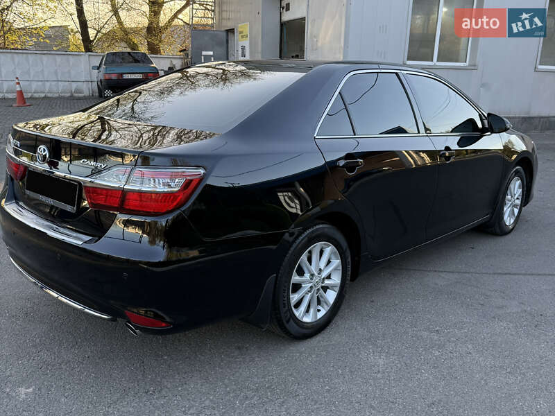 Toyota Camry 2017