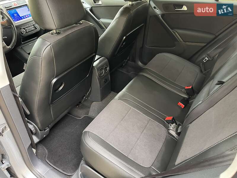 Volkswagen Tiguan 2011