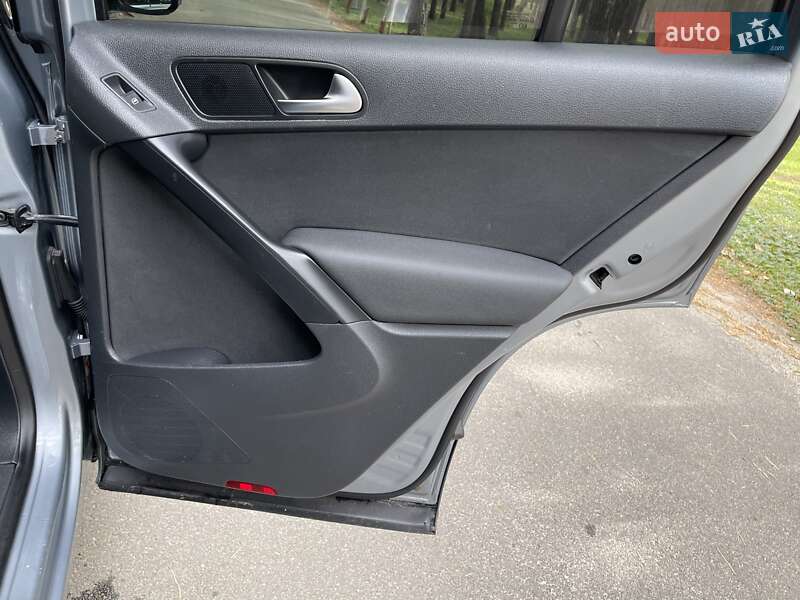 Volkswagen Tiguan 2011