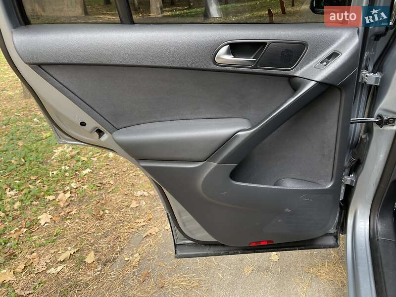 Volkswagen Tiguan 2011