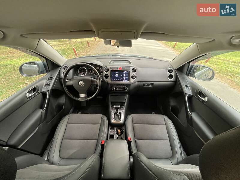 Volkswagen Tiguan 2011