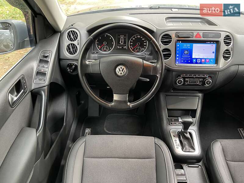 Volkswagen Tiguan 2011