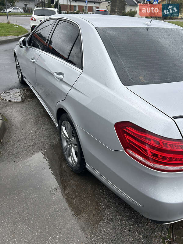 Mercedes-Benz E-Class 2015