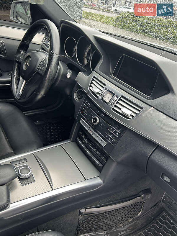 Mercedes-Benz E-Class 2015