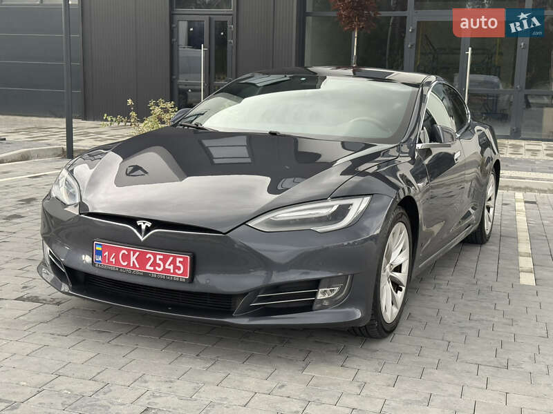 Tesla Model S 2017