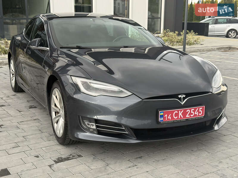 Tesla Model S 2017