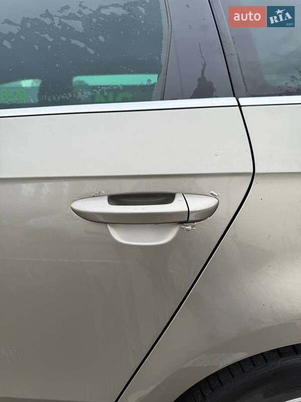 Volkswagen Passat 2012