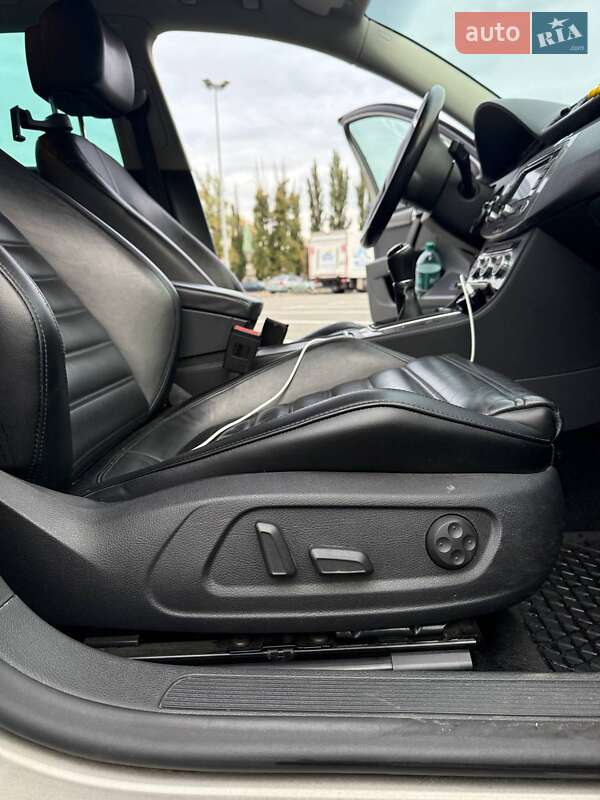 Volkswagen Passat 2012