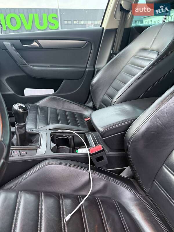 Volkswagen Passat 2012