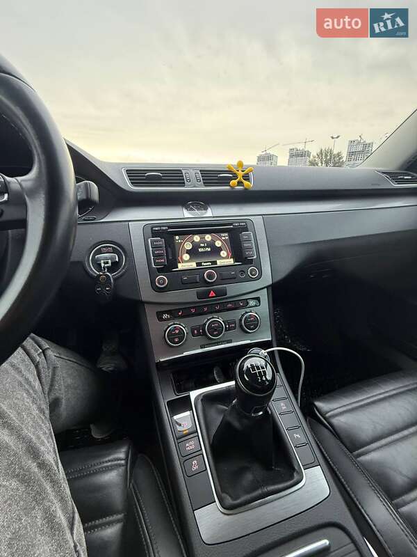 Volkswagen Passat 2012