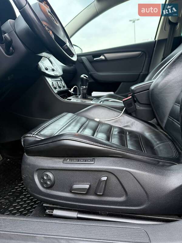 Volkswagen Passat 2012