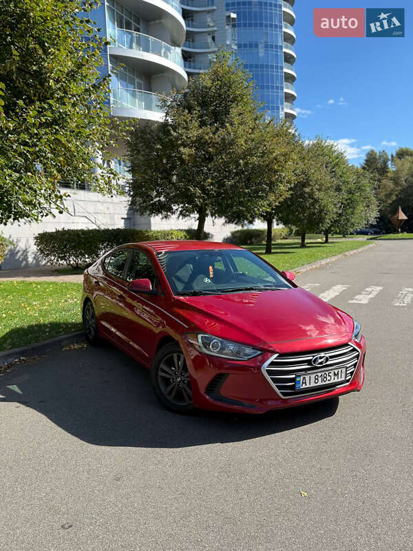 Hyundai Elantra 2016