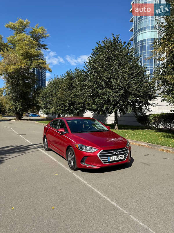 Hyundai Elantra 2016