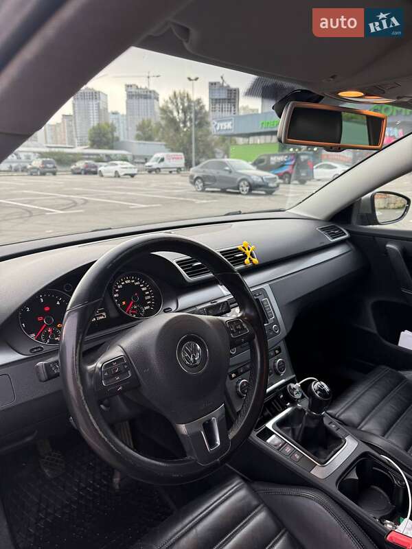 Volkswagen Passat 2012