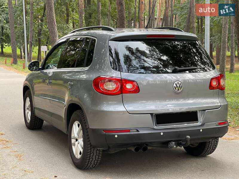 Volkswagen Tiguan 2011