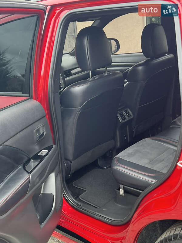 Mitsubishi Outlander 2021