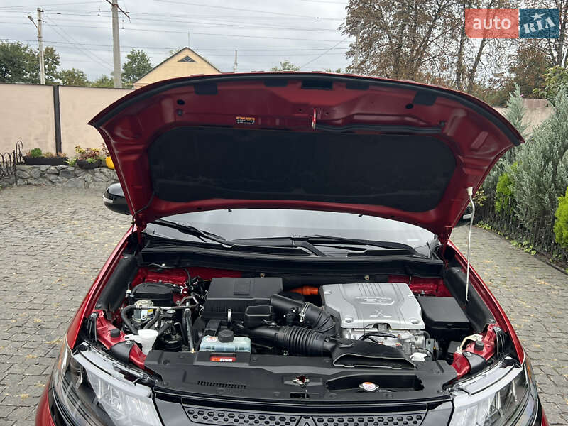 Mitsubishi Outlander 2021