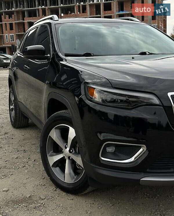 Jeep Cherokee 2021