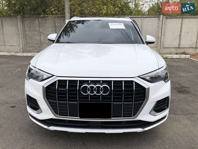Audi Q3 2021