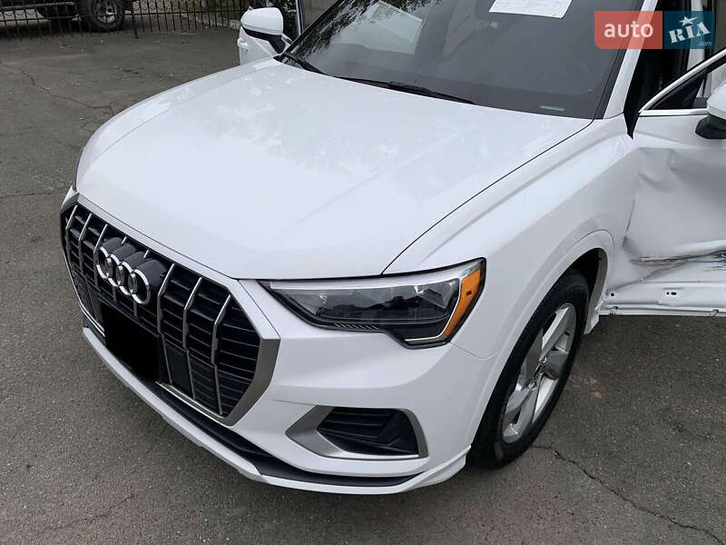 Audi Q3 2021