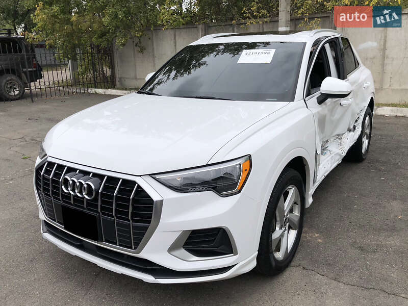 Audi Q3 2021