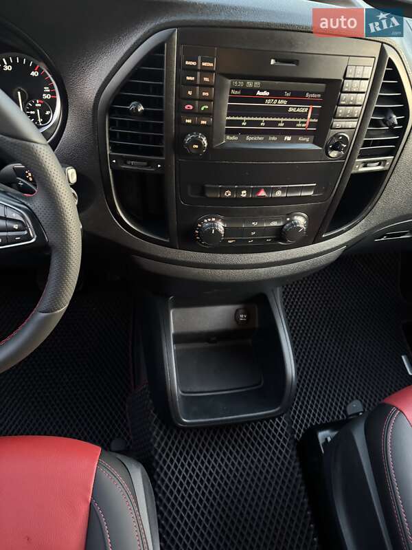 Mercedes-Benz Vito 2015