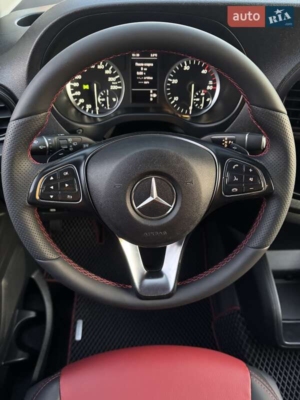 Mercedes-Benz Vito 2015