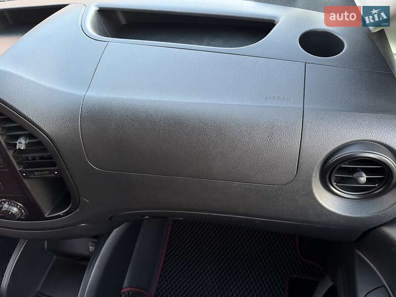 Mercedes-Benz Vito 2015