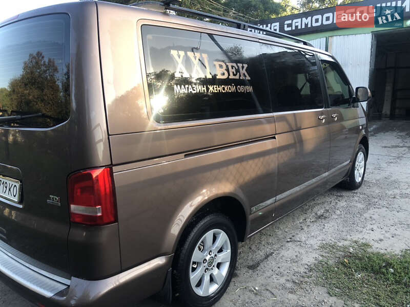 Volkswagen Caravelle 2013