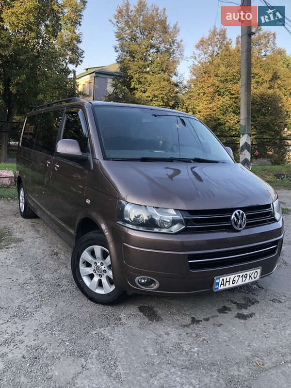 Volkswagen Caravelle 2013